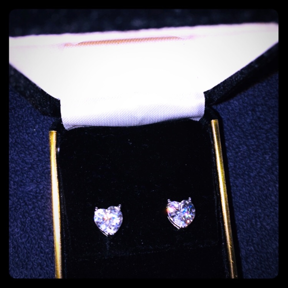 Heart earrings